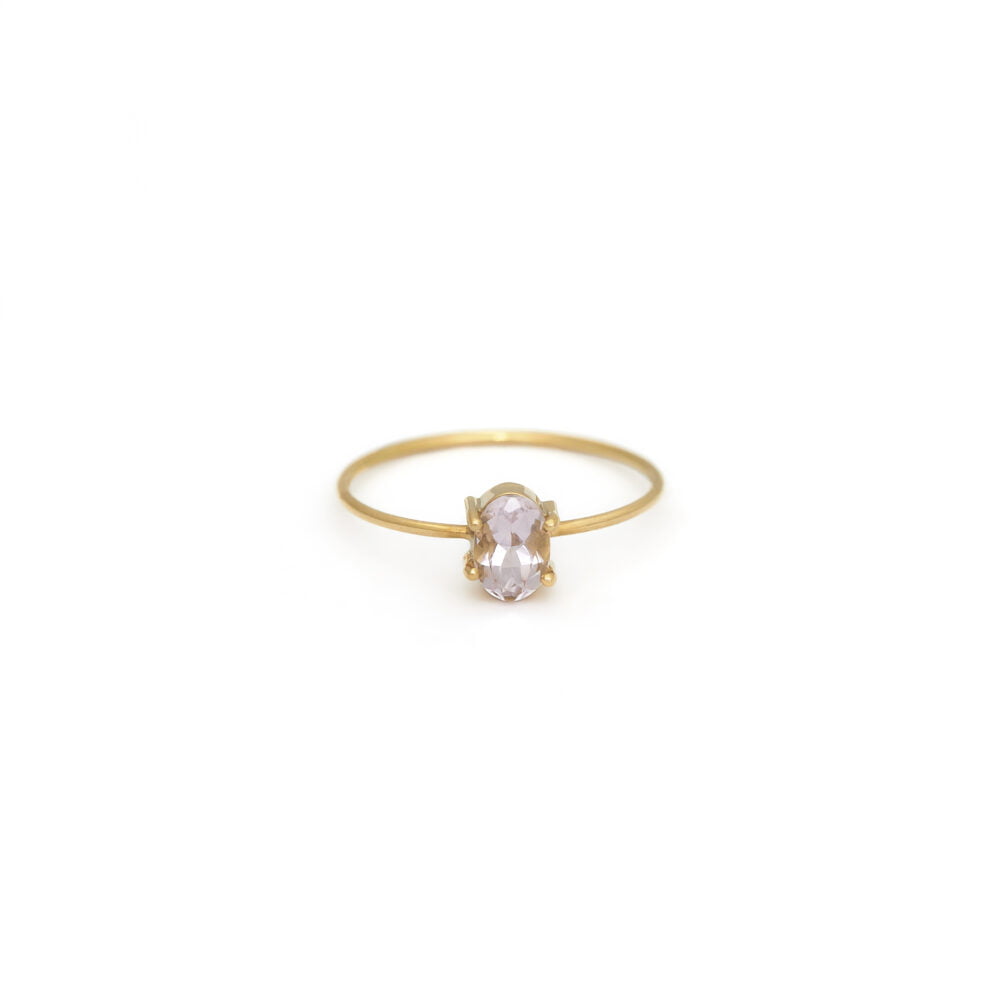 Oval morganite ring